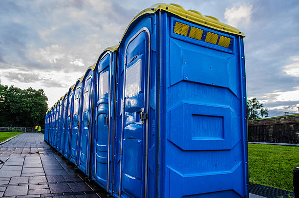Best Portable bathroom rental  in Kalona, IA